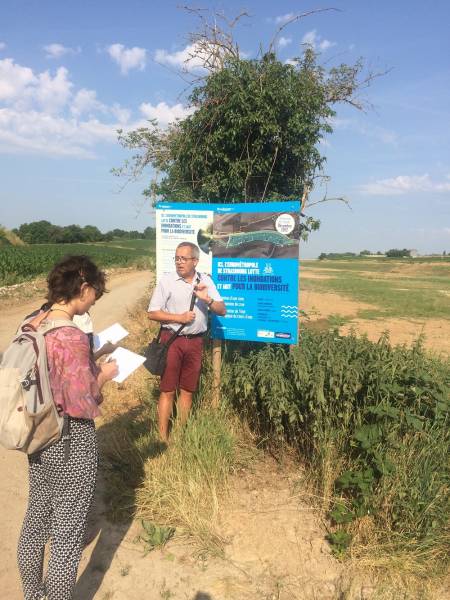 R. Gentner presenting the project